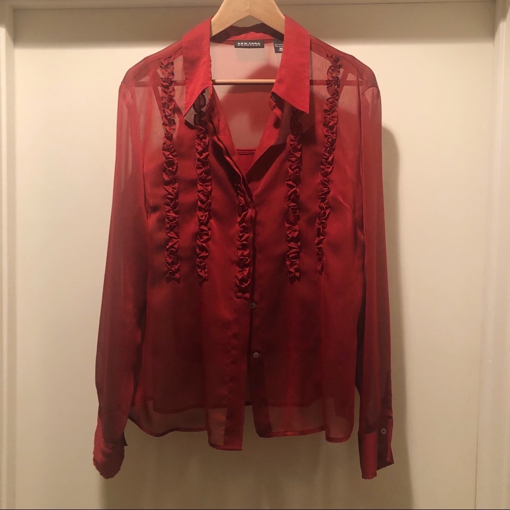 New York & Company red sheet top & tank top XL